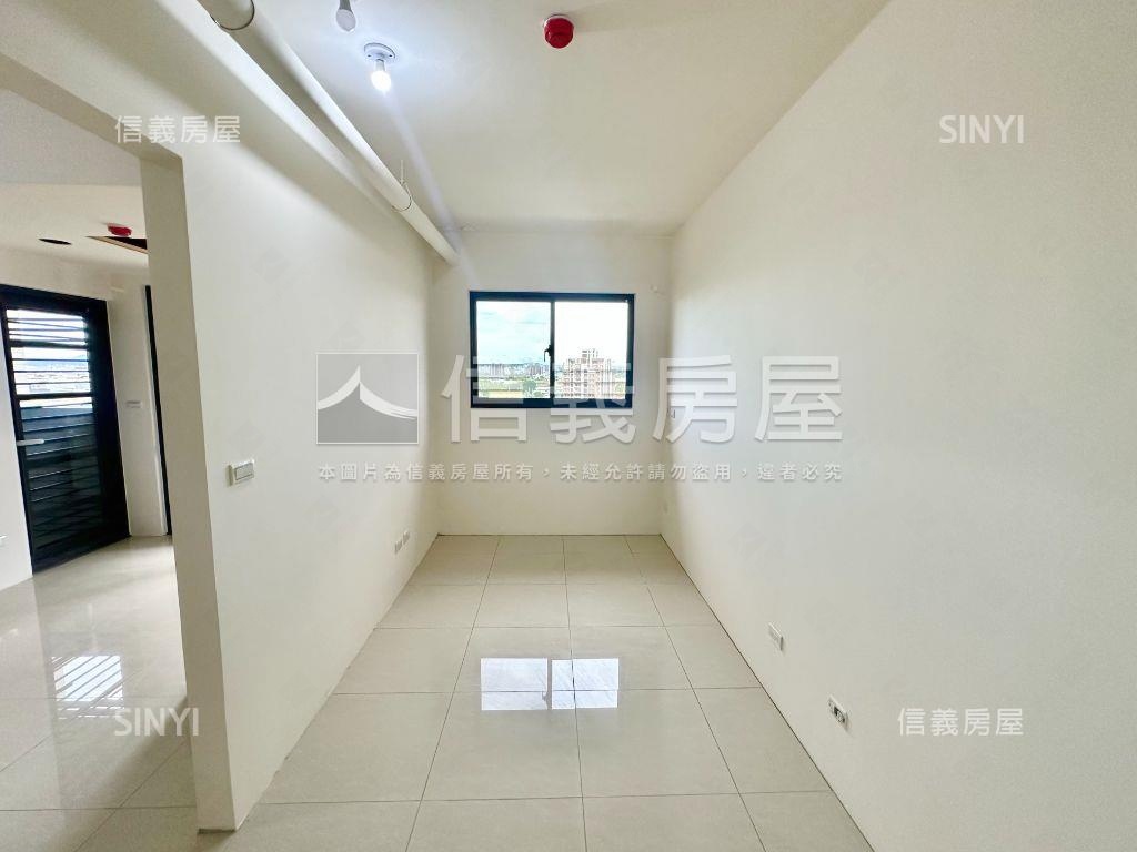 麗江星漾高樓景觀二房車位房屋室內格局與周邊環境