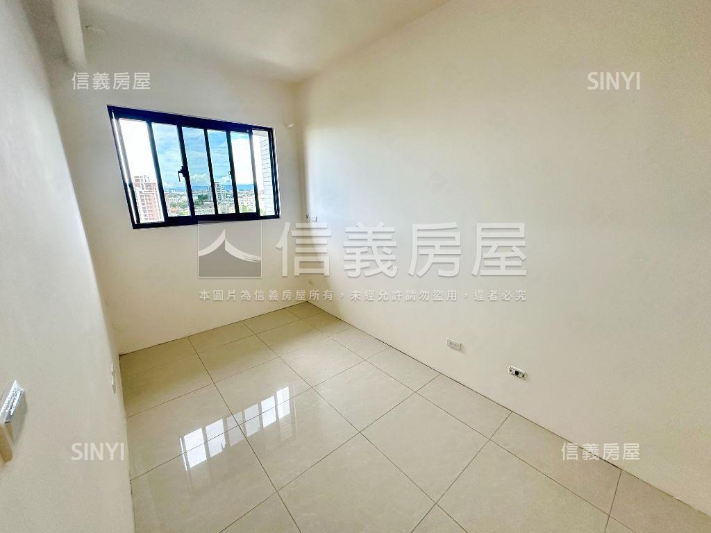 麗江星漾高樓景觀二房車位房屋室內格局與周邊環境