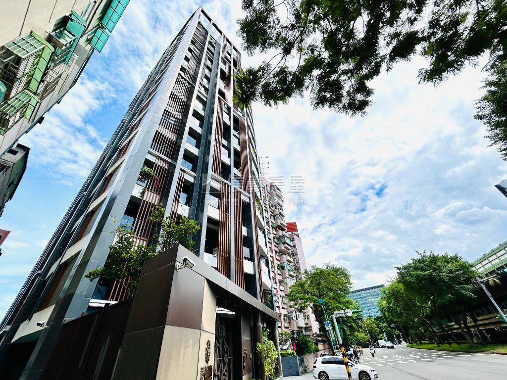 安家卡爾頓採光寧靜美宅房屋室內格局與周邊環境