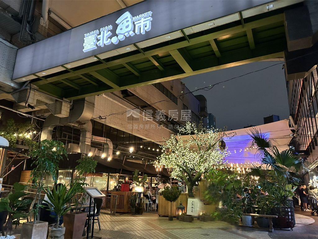 安家卡爾頓採光寧靜美宅房屋室內格局與周邊環境