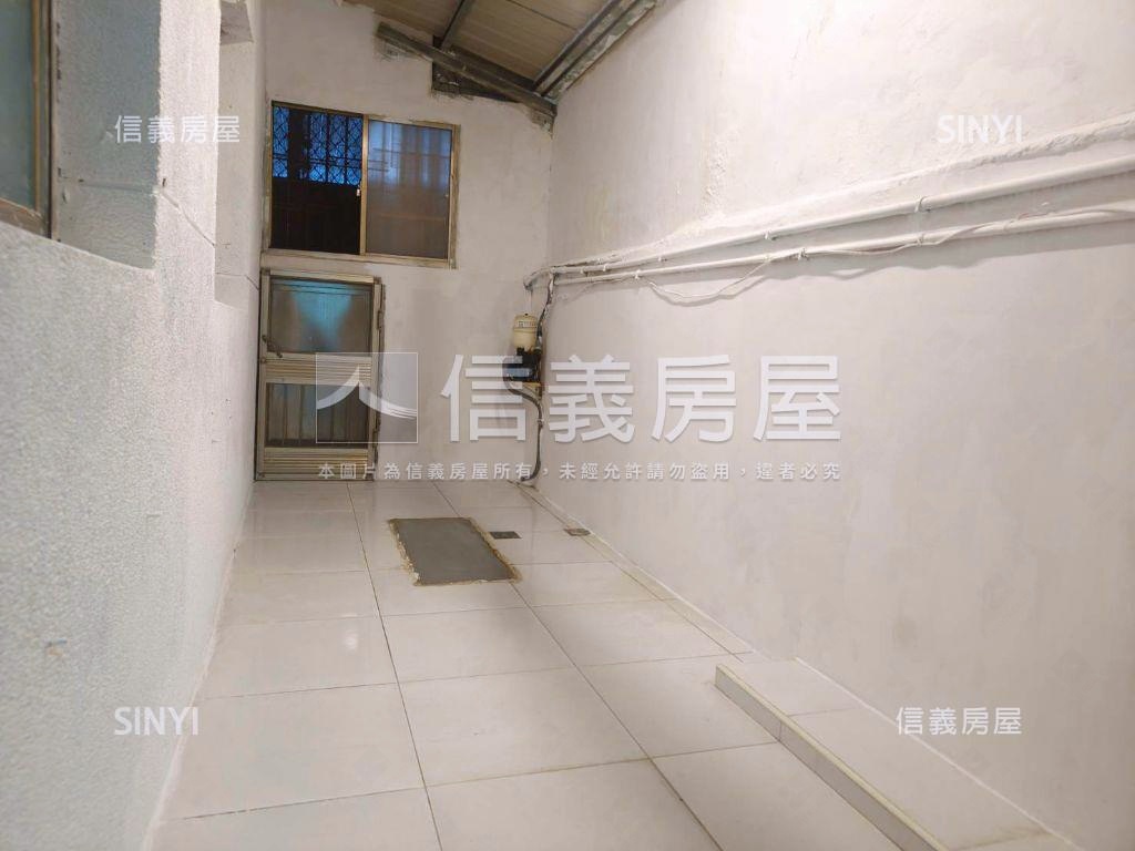 近二聖輕軌一樓好成家美寓房屋室內格局與周邊環境