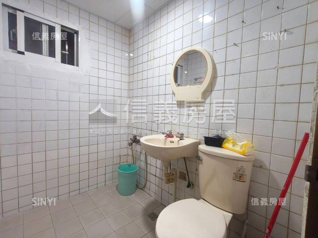 近二聖輕軌一樓好成家美寓房屋室內格局與周邊環境