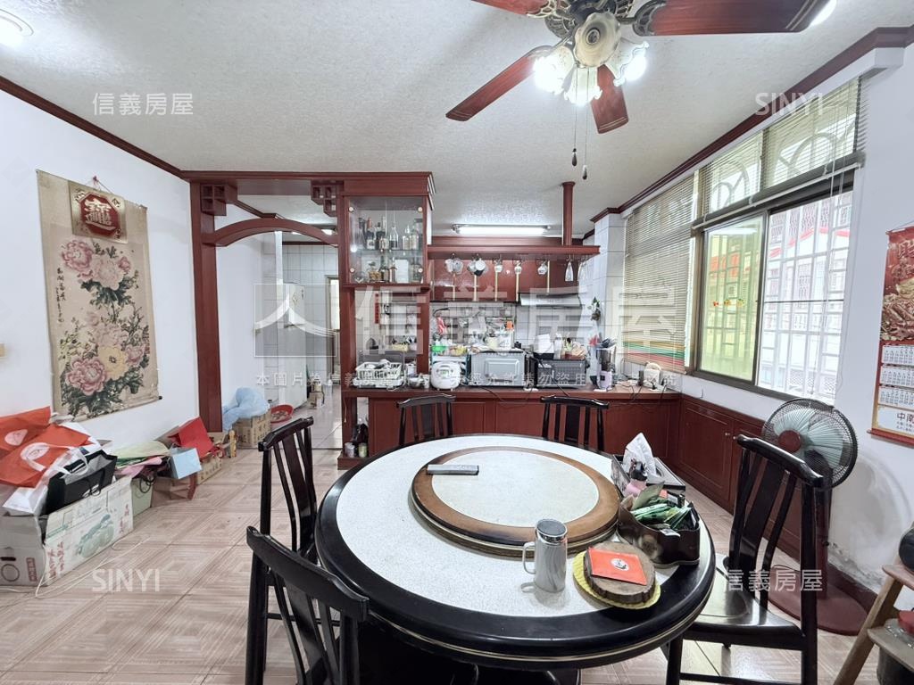 近東區雙車三角窗店墅房屋室內格局與周邊環境