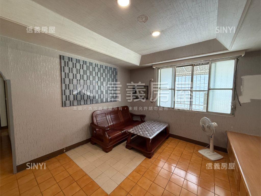 推！近台積日月光２樓公寓房屋室內格局與周邊環境