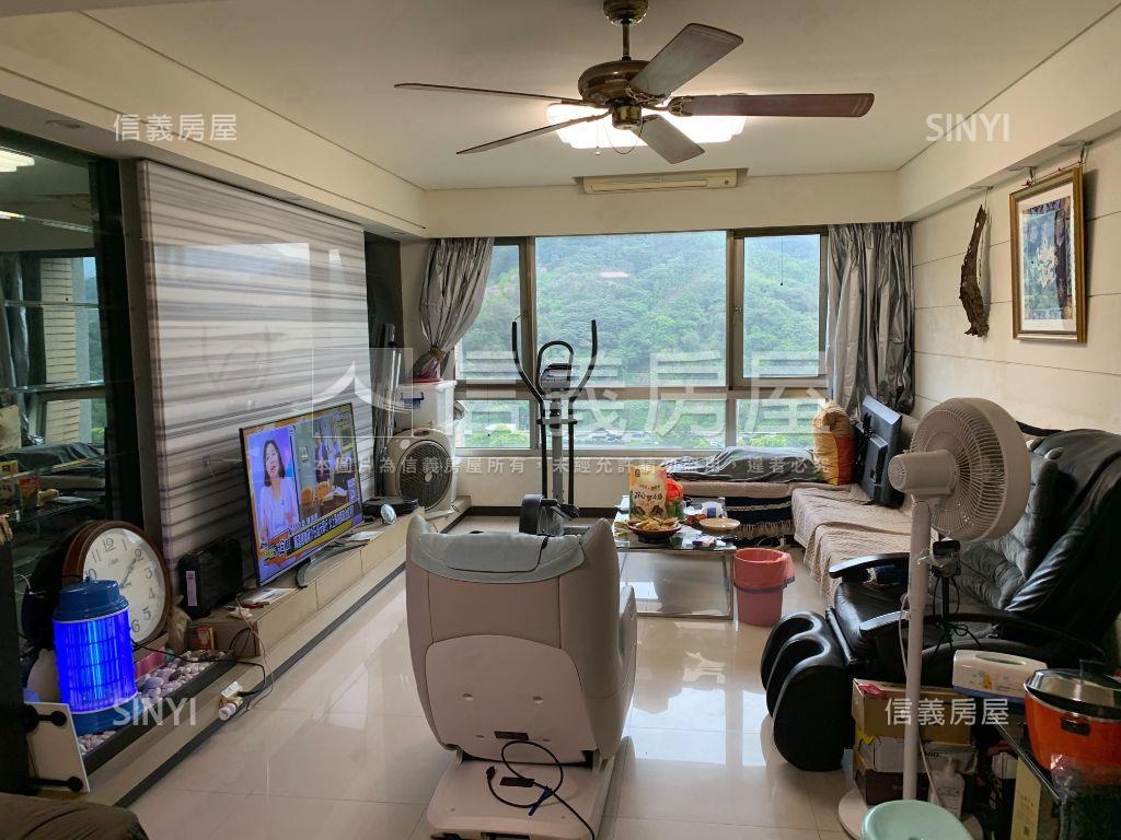 山景太陽城次頂樓３房房屋室內格局與周邊環境
