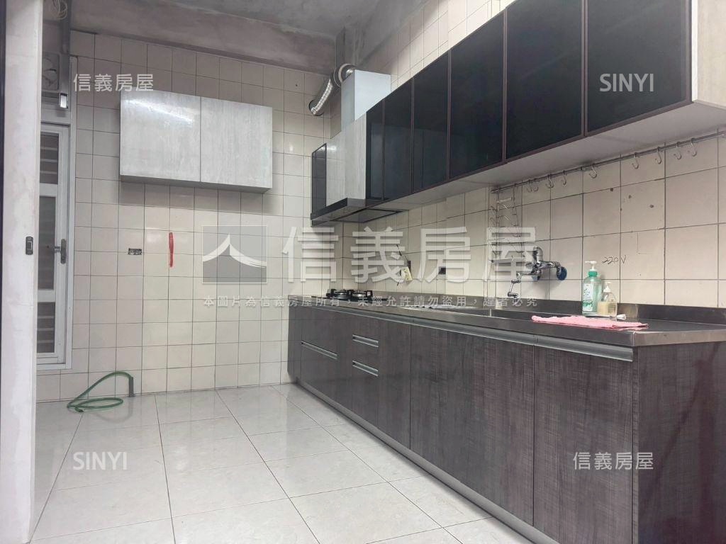 未來可期★永康區金店房屋室內格局與周邊環境