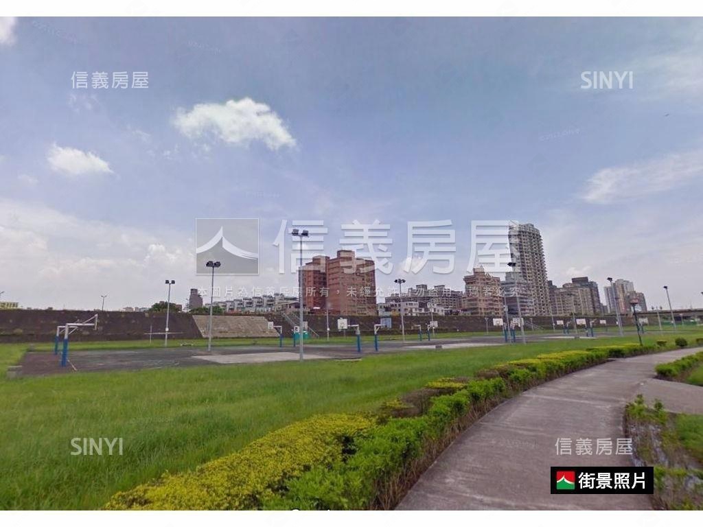 及福樂之町兩房車位房屋室內格局與周邊環境