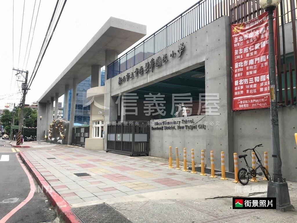 及福樂之町兩房車位房屋室內格局與周邊環境