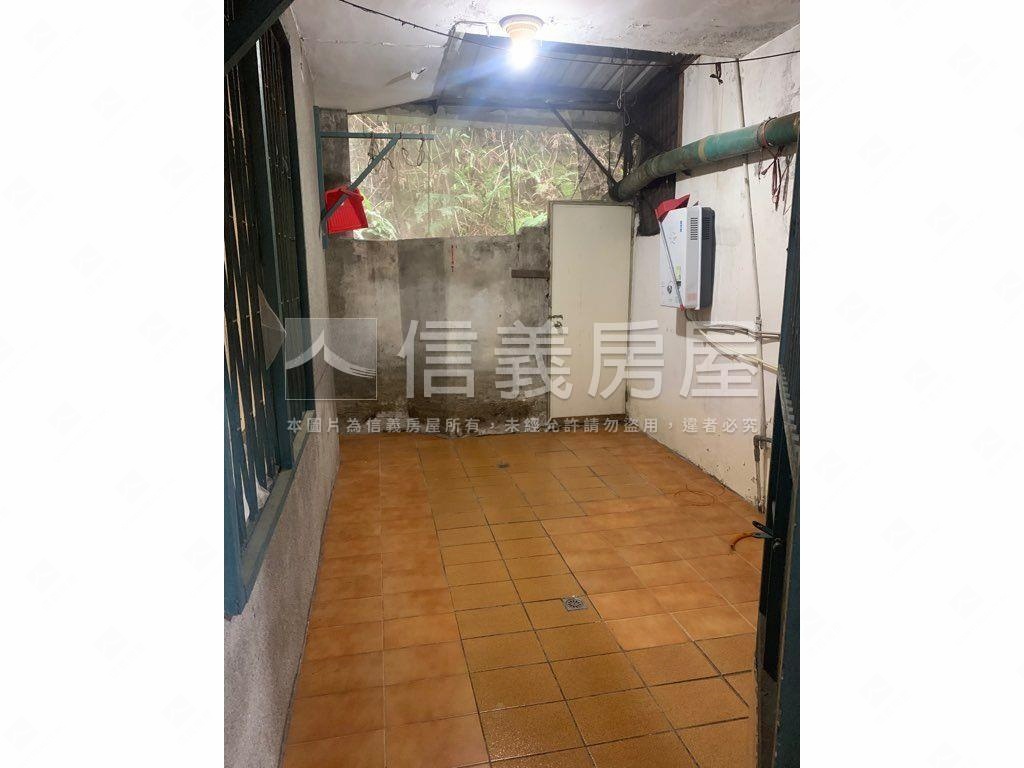 可住可辦內三金店面房屋室內格局與周邊環境