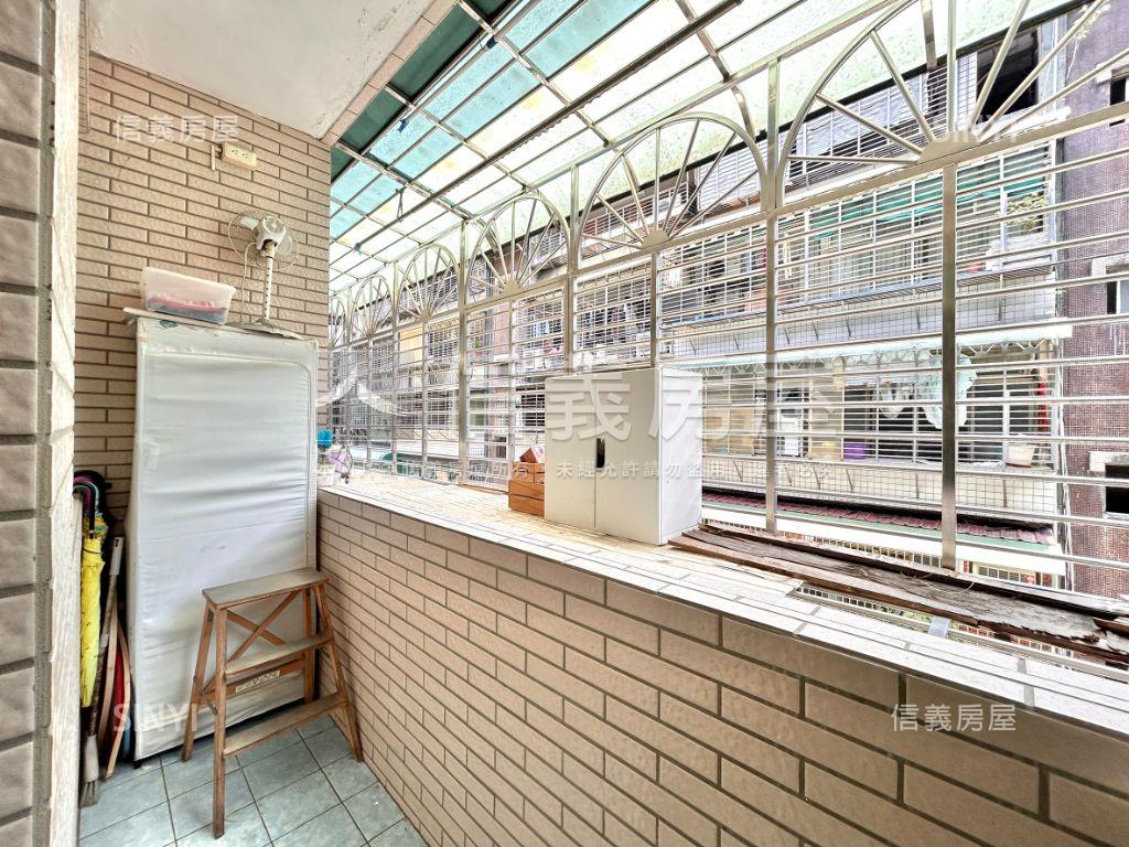 專任泰山方正公寓三樓房屋室內格局與周邊環境