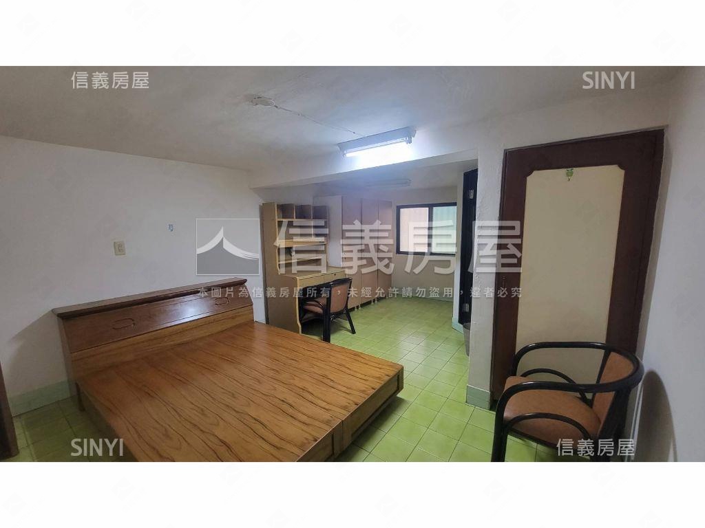 義勇路傳世稀有透天房屋室內格局與周邊環境