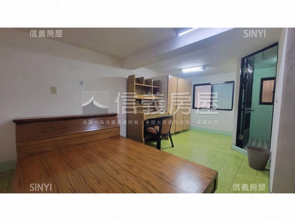 義勇路傳世稀有透天房屋室內格局與周邊環境