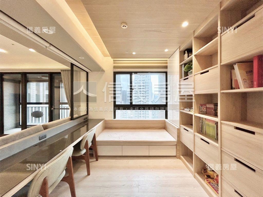 十里靜安美高樓邊間雙車位房屋室內格局與周邊環境