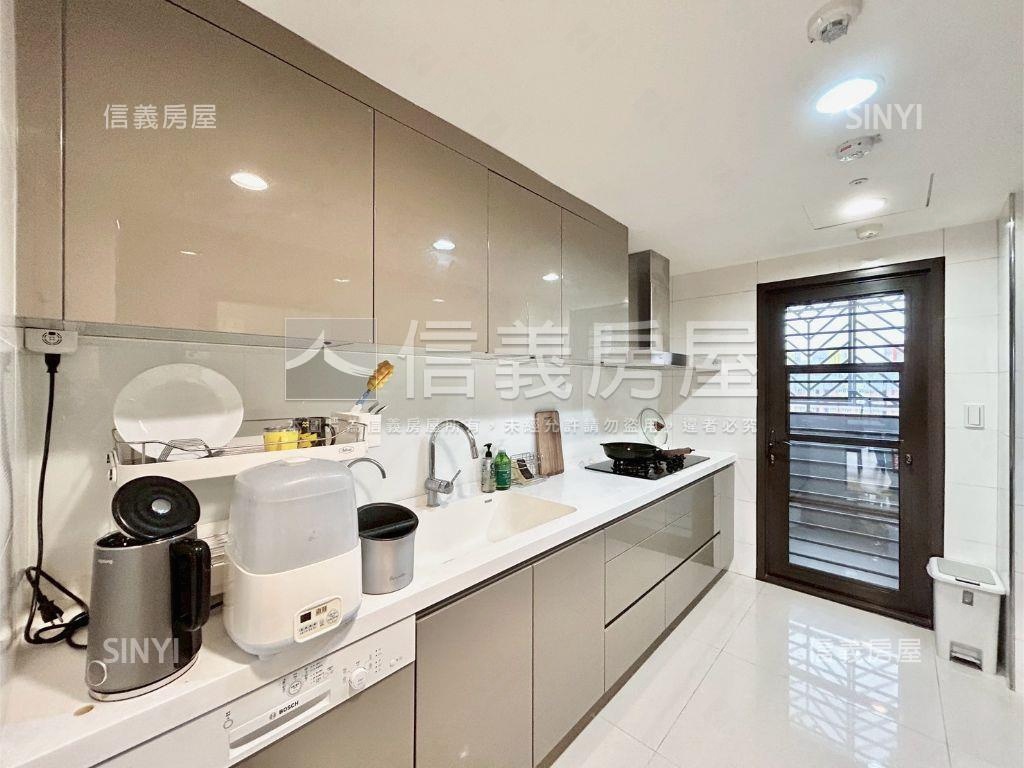 十里靜安美高樓邊間雙車位房屋室內格局與周邊環境