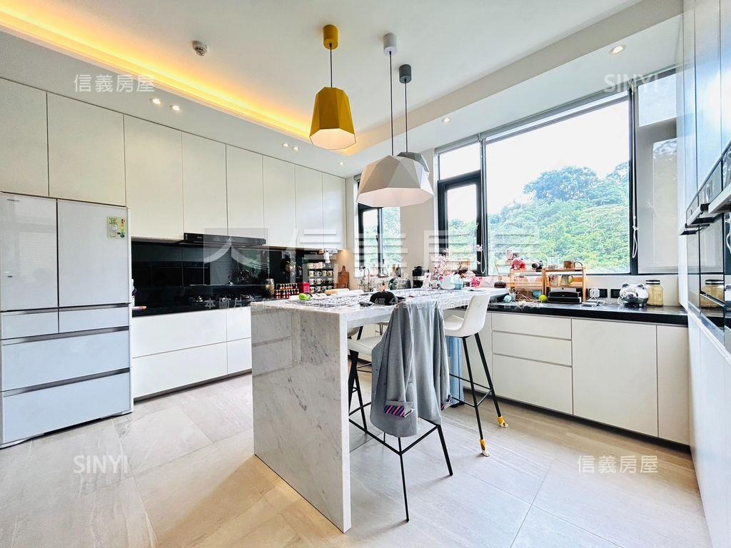 就看這間精算家房屋室內格局與周邊環境