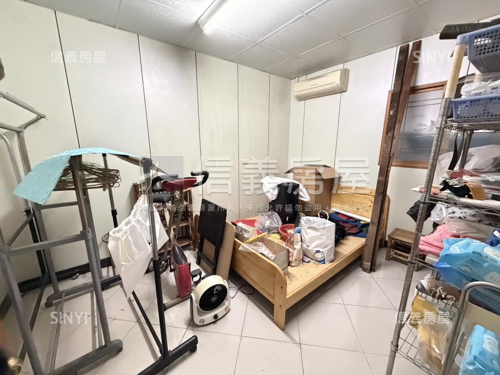 中原★大面寬★收租透店房屋室內格局與周邊環境