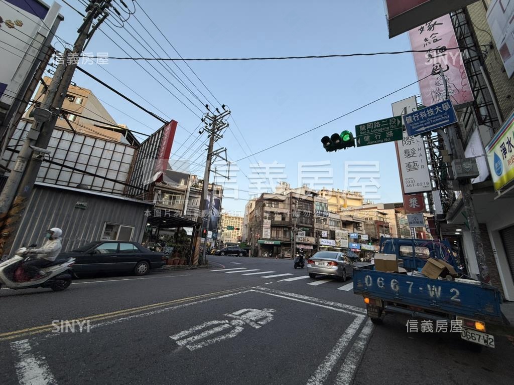 龍岡燙金大地坪透天房屋室內格局與周邊環境