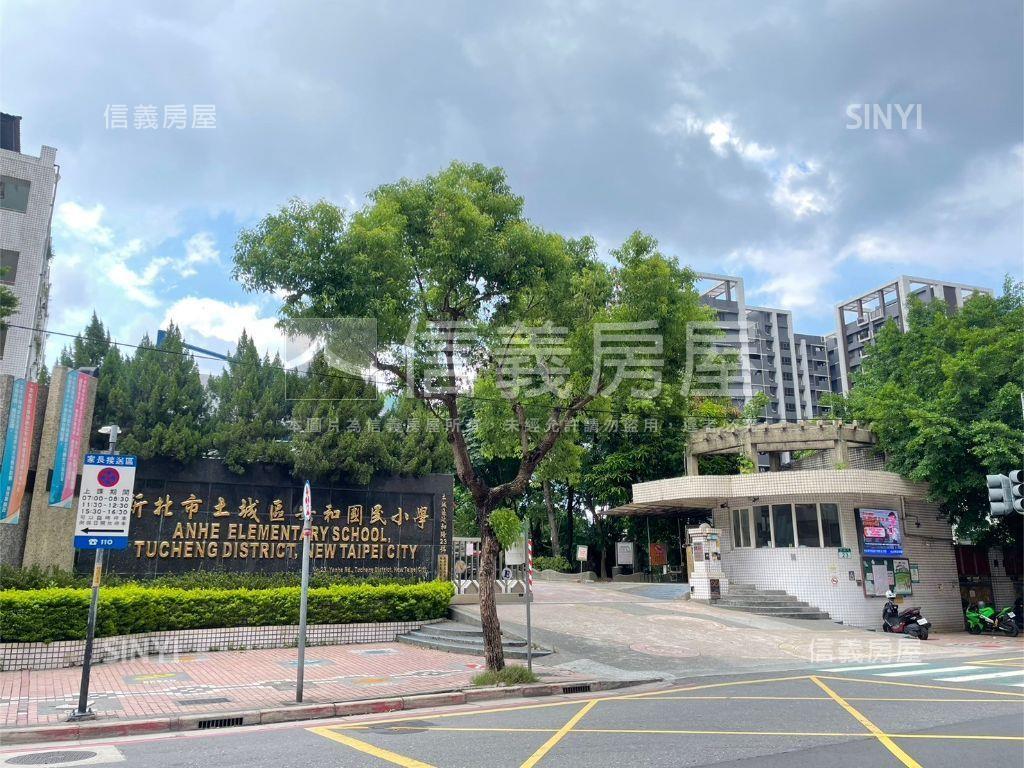 一品京城電梯明亮３房房屋室內格局與周邊環境