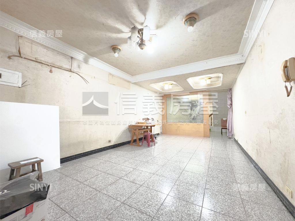 建工路優質透天房屋室內格局與周邊環境