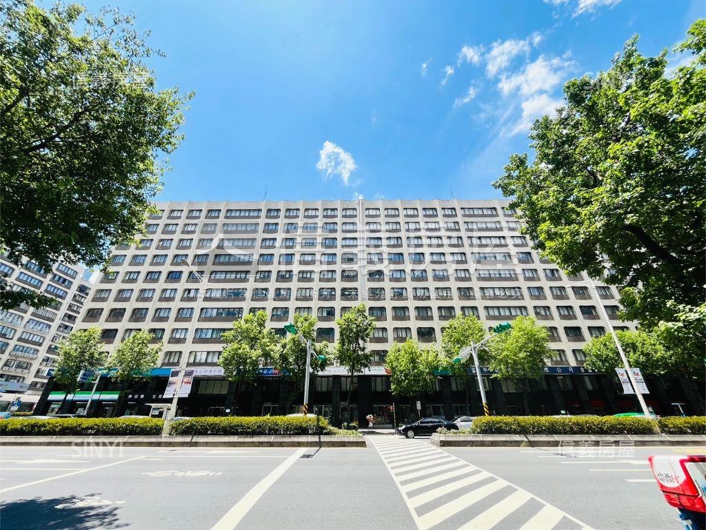 捷運旁忠孝東２Ｆ辦公樓房屋室內格局與周邊環境