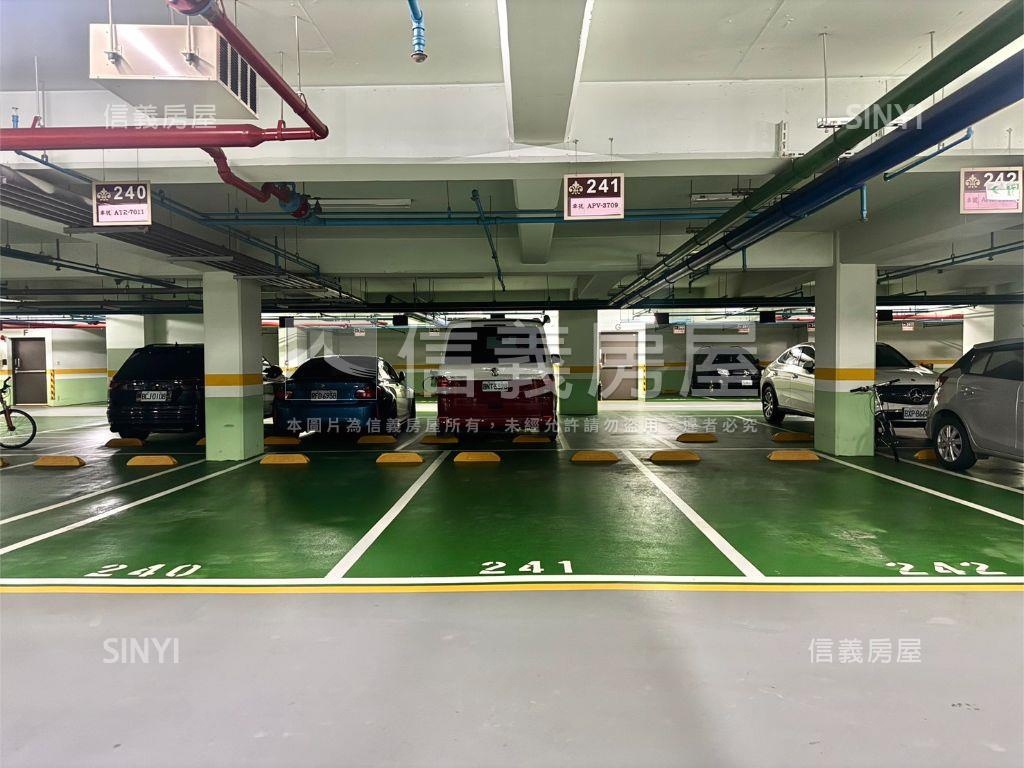 紐約大時代★三房車位房屋室內格局與周邊環境