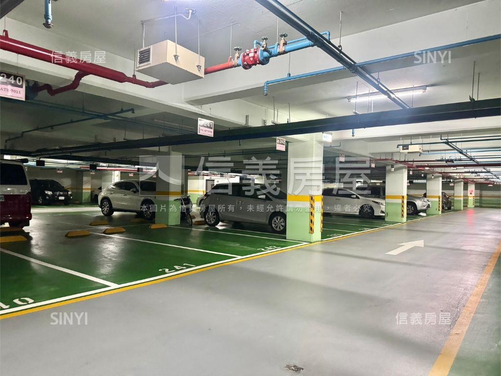 紐約大時代★三房車位房屋室內格局與周邊環境