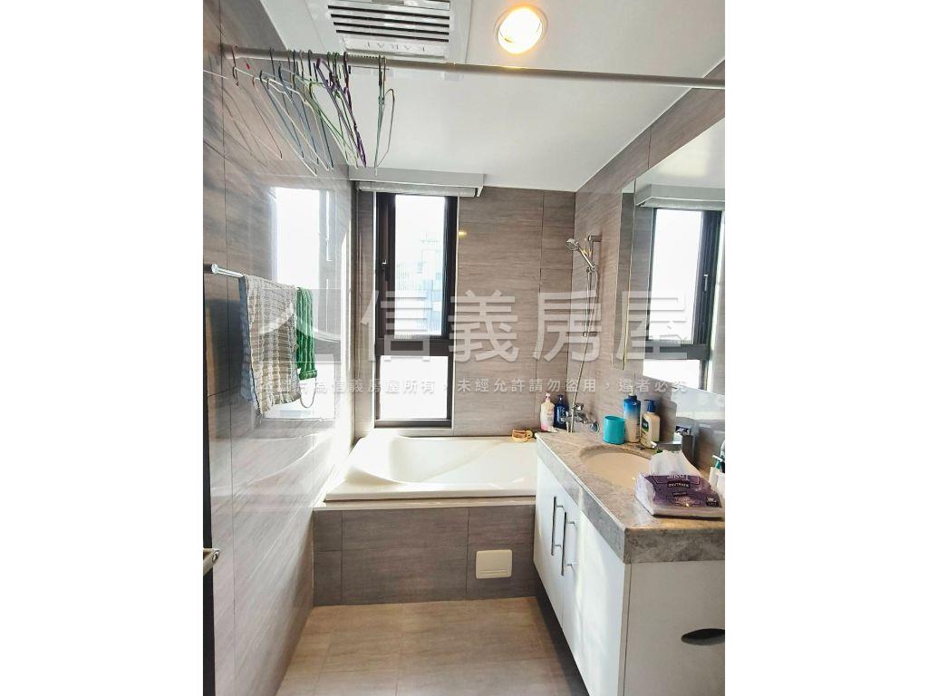 璞麗高樓層三房車位房屋室內格局與周邊環境