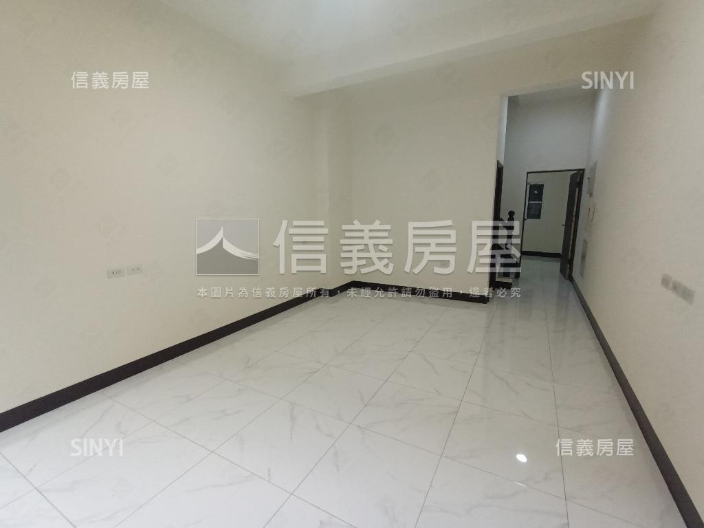 高醫商圈翻新美透天房屋室內格局與周邊環境