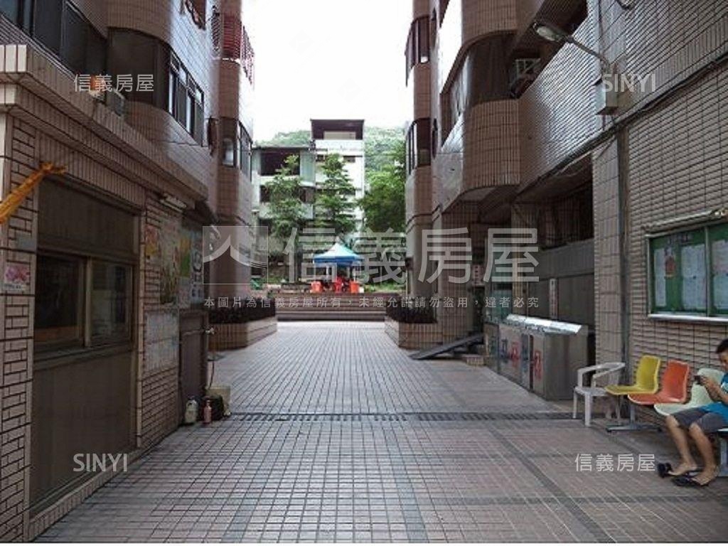 未來捷運曝光好店面房屋室內格局與周邊環境