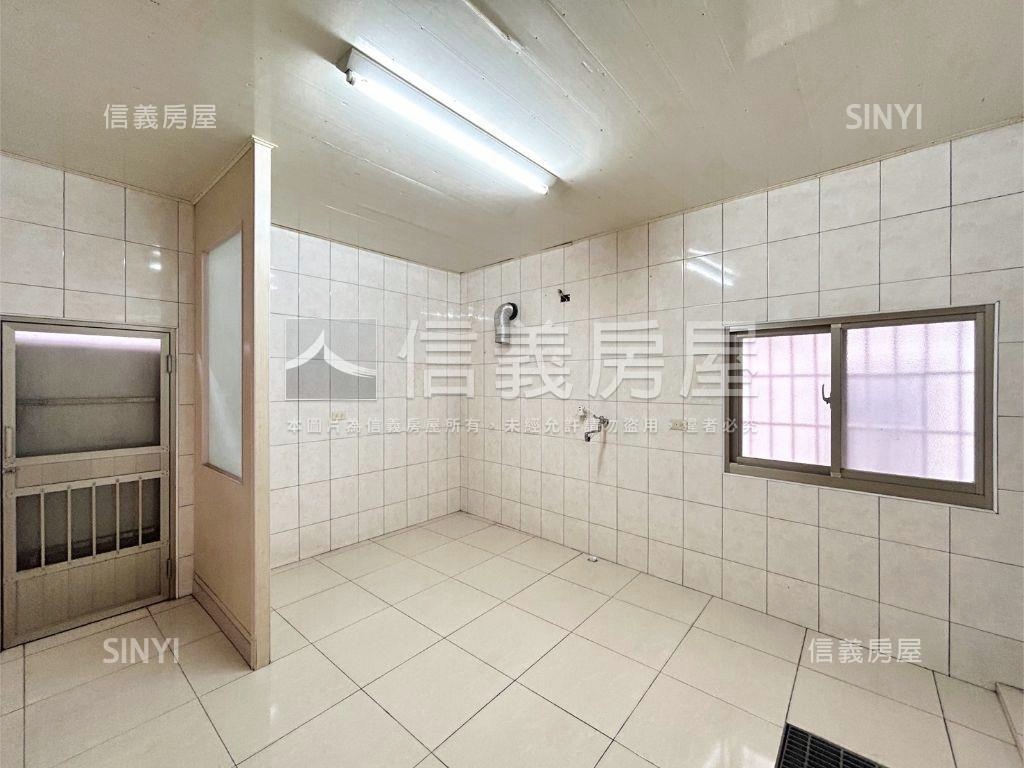 ⭐建工商圈邊間大地坪透天房屋室內格局與周邊環境