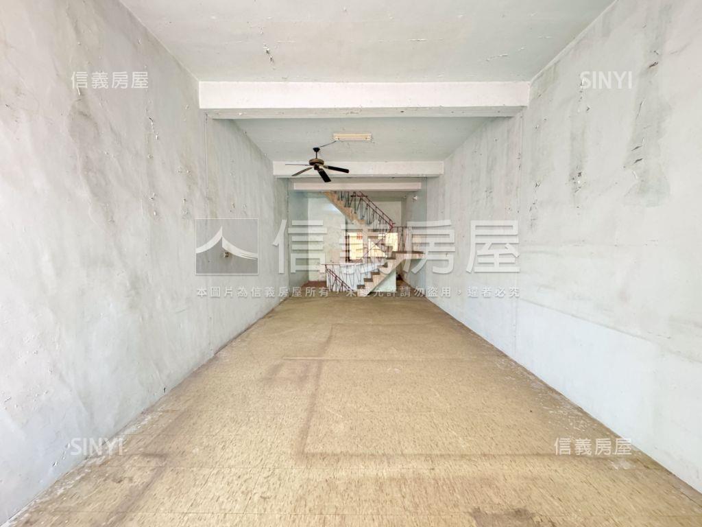 熱河街朝北無夾層透店房屋室內格局與周邊環境