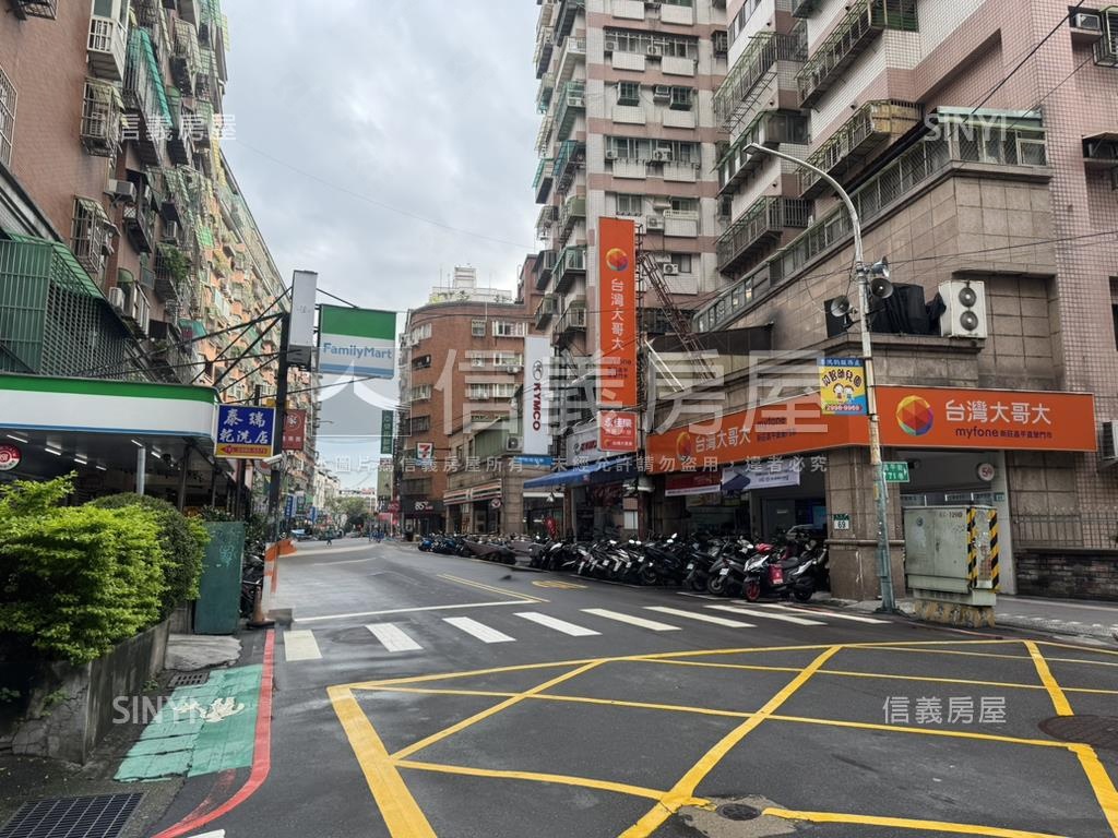 昌平街黃金店面房屋室內格局與周邊環境