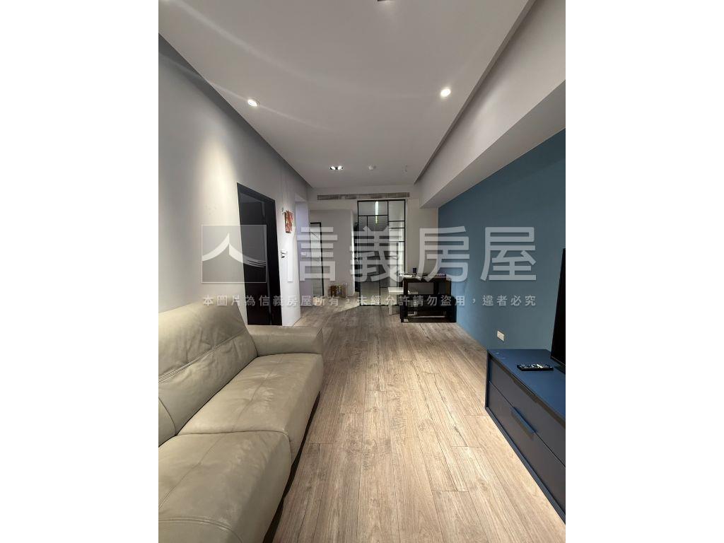 漂亮方正兩房車位房屋室內格局與周邊環境