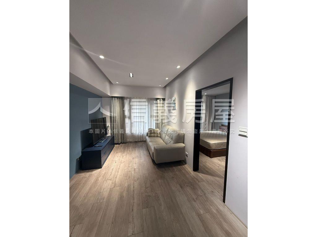 漂亮方正兩房車位房屋室內格局與周邊環境