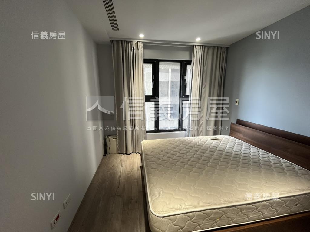 漂亮方正兩房車位房屋室內格局與周邊環境