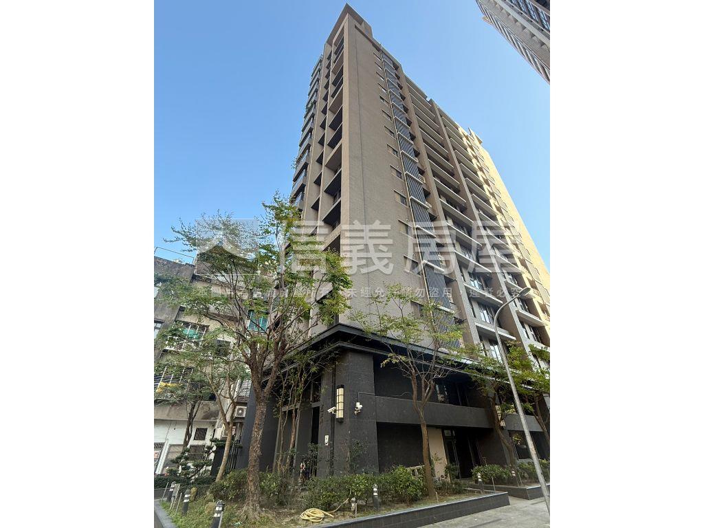 漂亮方正兩房車位房屋室內格局與周邊環境