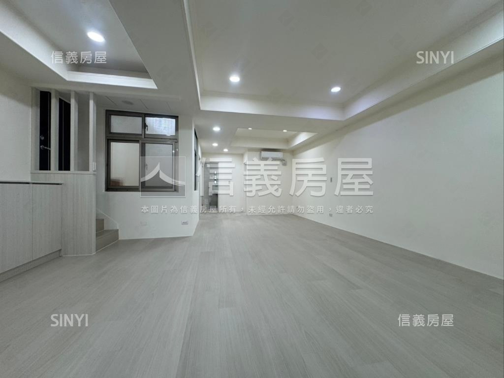 稀有基隆路燙金門牌釋出房屋室內格局與周邊環境
