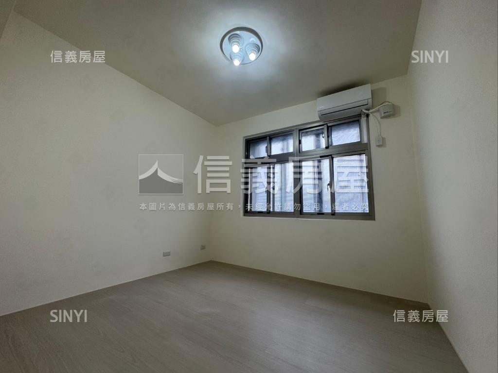 稀有基隆路燙金門牌釋出房屋室內格局與周邊環境
