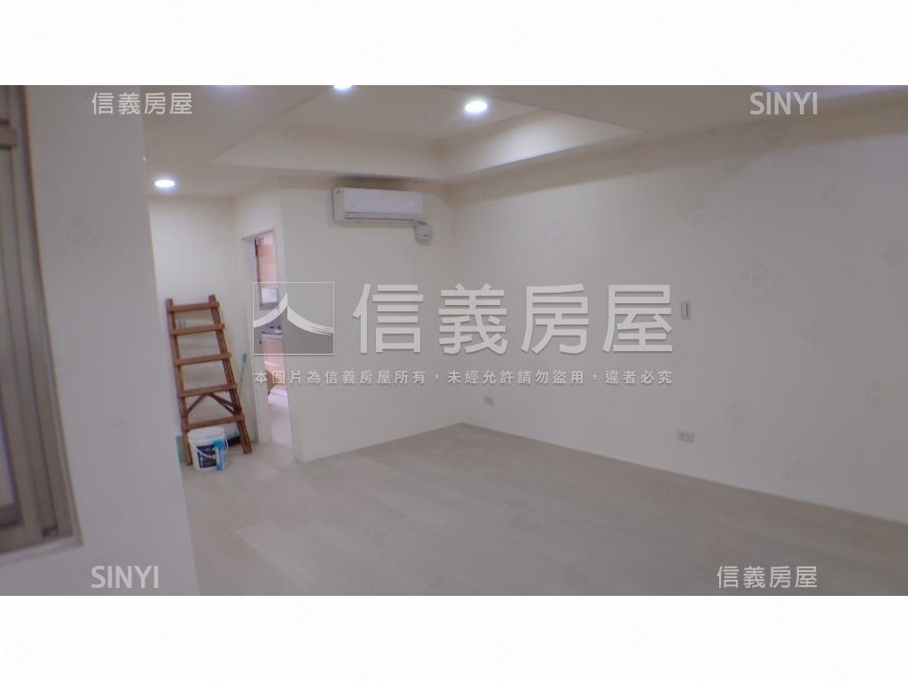 稀有基隆路燙金門牌釋出房屋室內格局與周邊環境