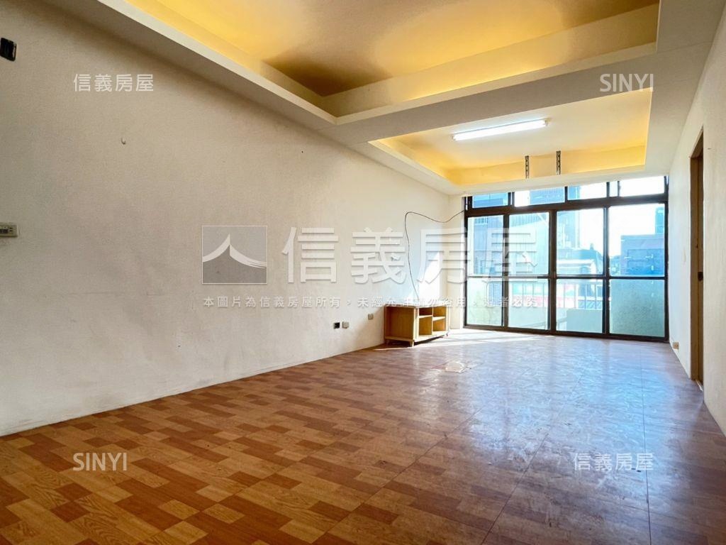 近巨城綠帶大三房房屋室內格局與周邊環境