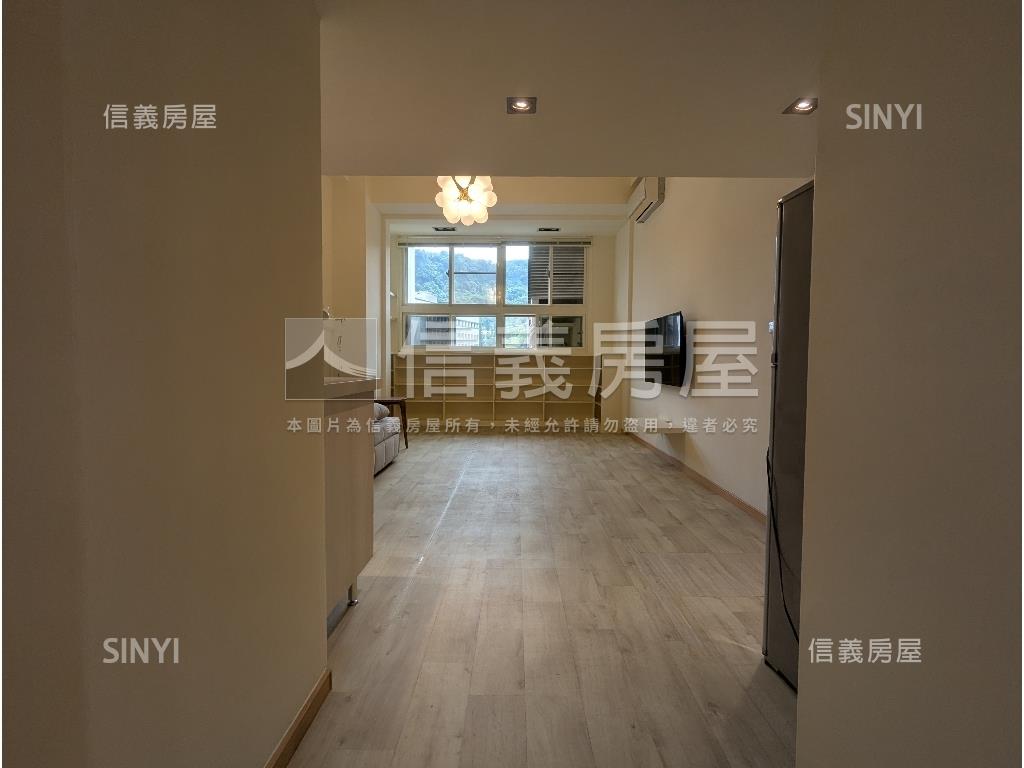 時代廣場稀有釋出房屋室內格局與周邊環境