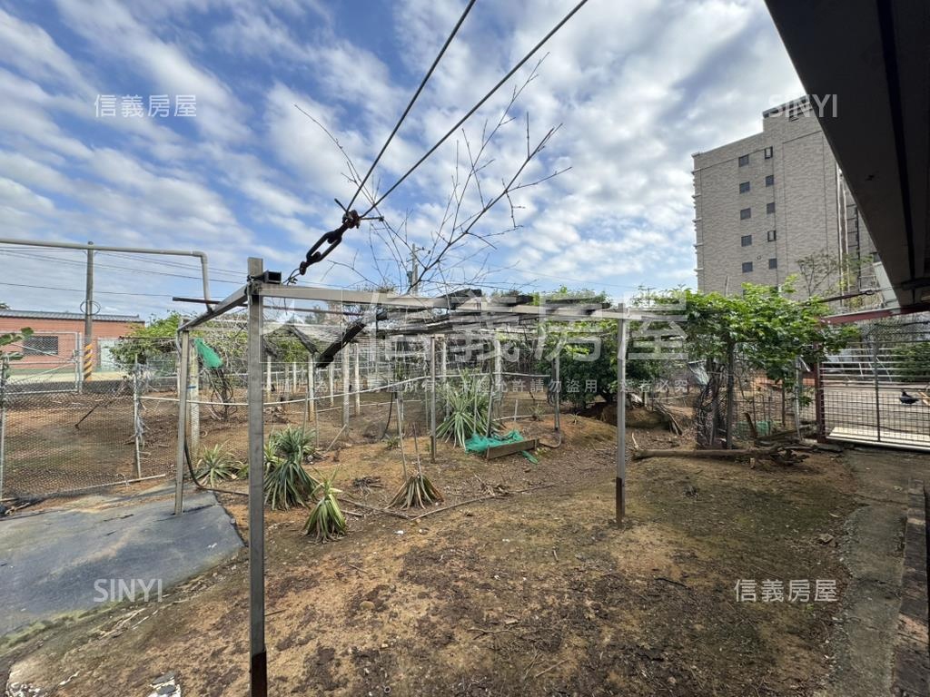 近青埔百坪農舍房屋室內格局與周邊環境