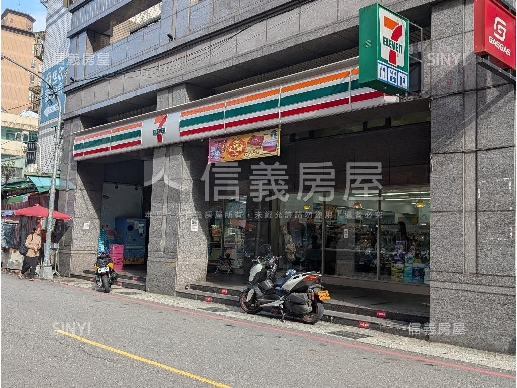 花園經典近捷運面公園房屋室內格局與周邊環境