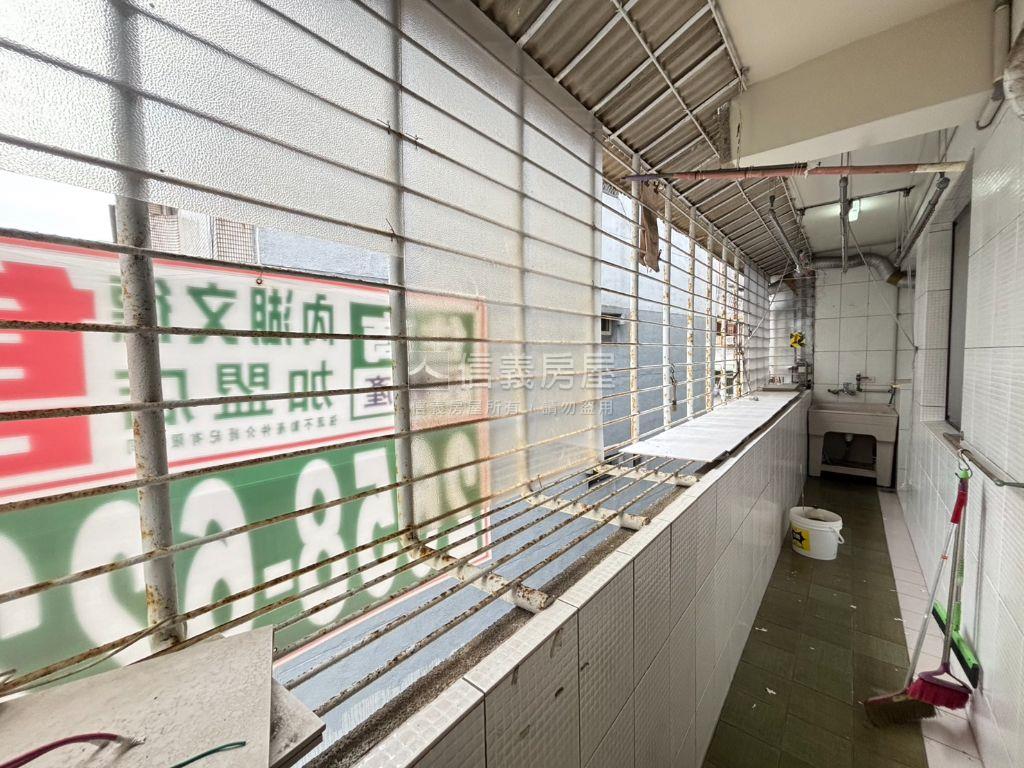 港墘捷運精美好屋房屋室內格局與周邊環境
