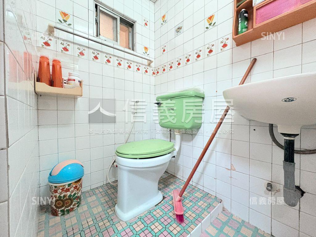 善化｜市中心邊間老宅房屋室內格局與周邊環境