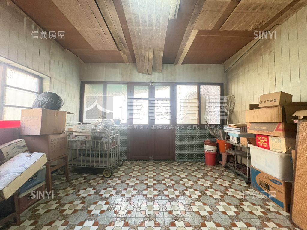 善化｜市中心邊間老宅房屋室內格局與周邊環境