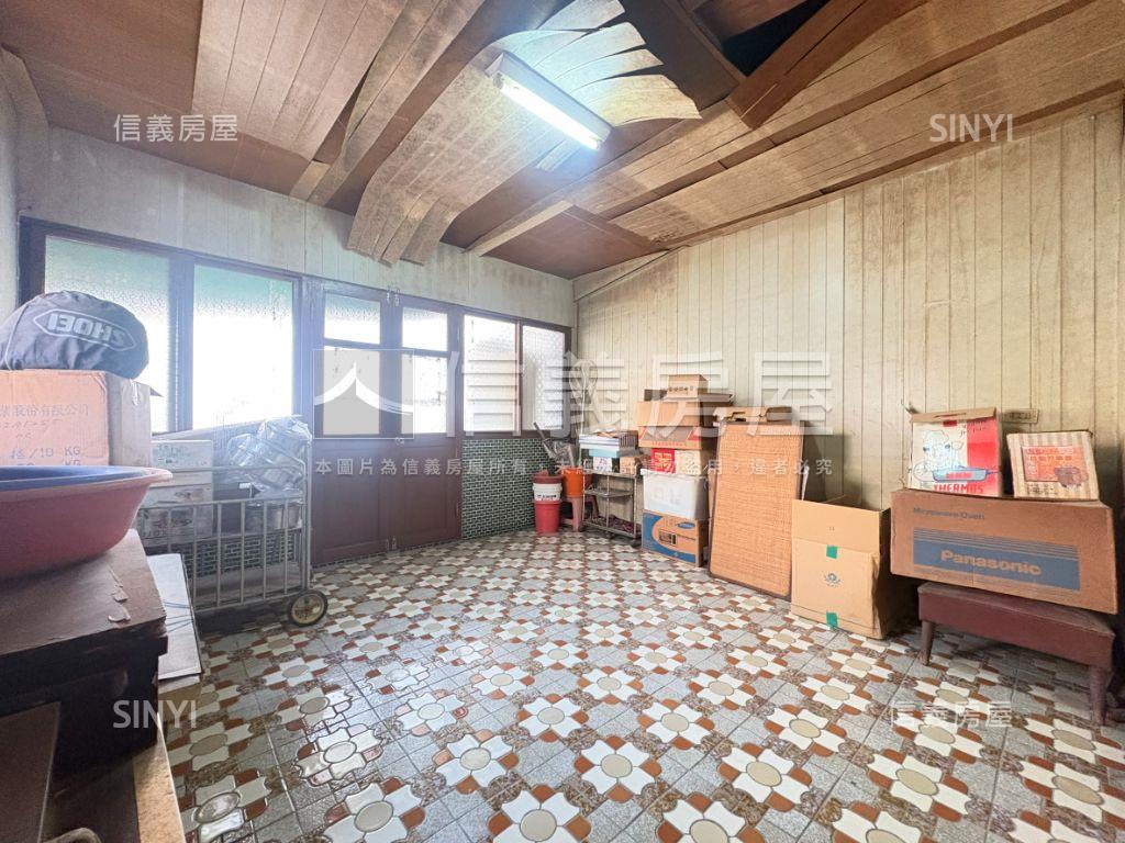 善化｜市中心邊間老宅房屋室內格局與周邊環境