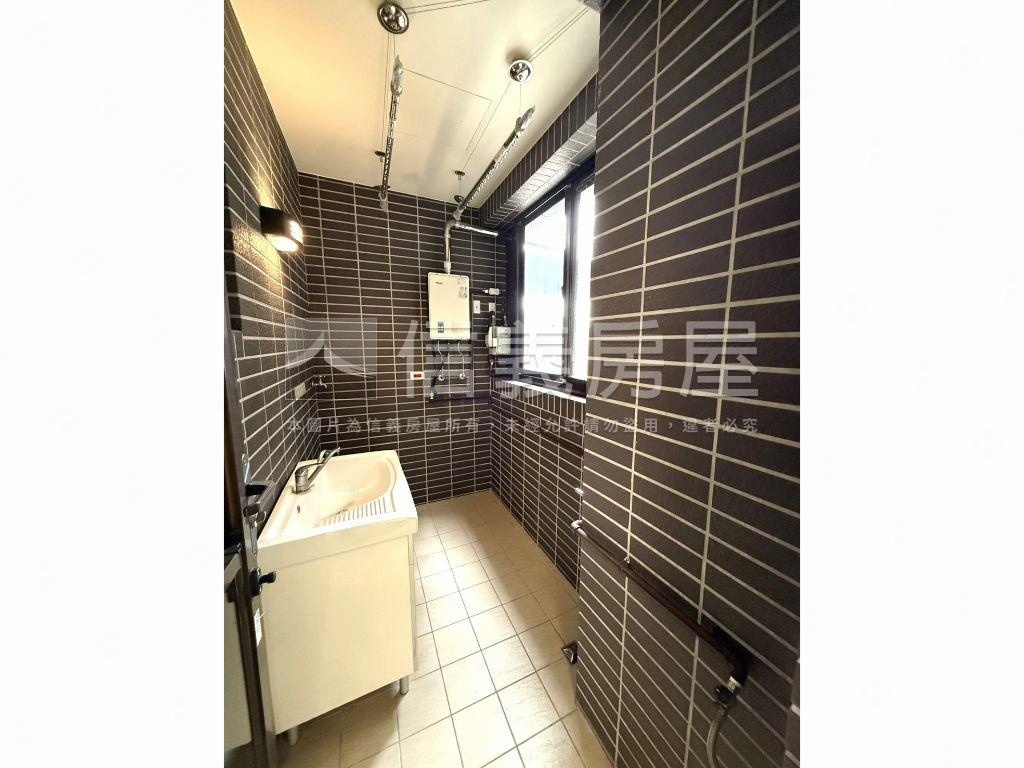 美居上景高樓視野美宅房屋室內格局與周邊環境