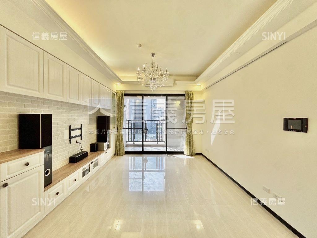 朝西南時代花園三房雙車位房屋室內格局與周邊環境