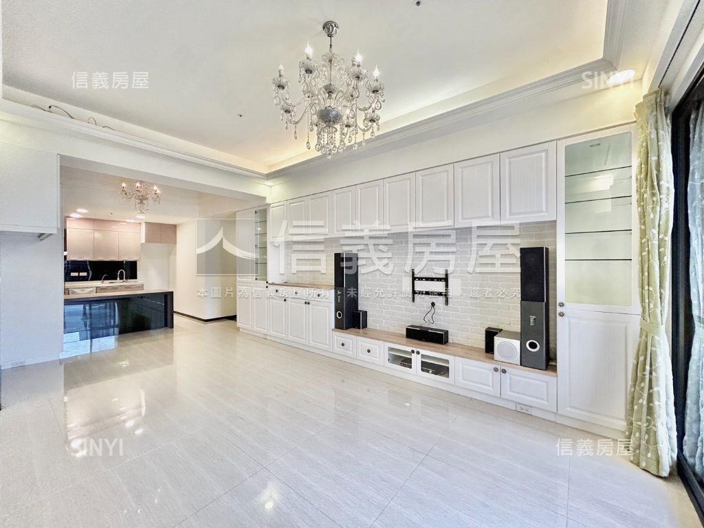 朝西南時代花園三房雙車位房屋室內格局與周邊環境